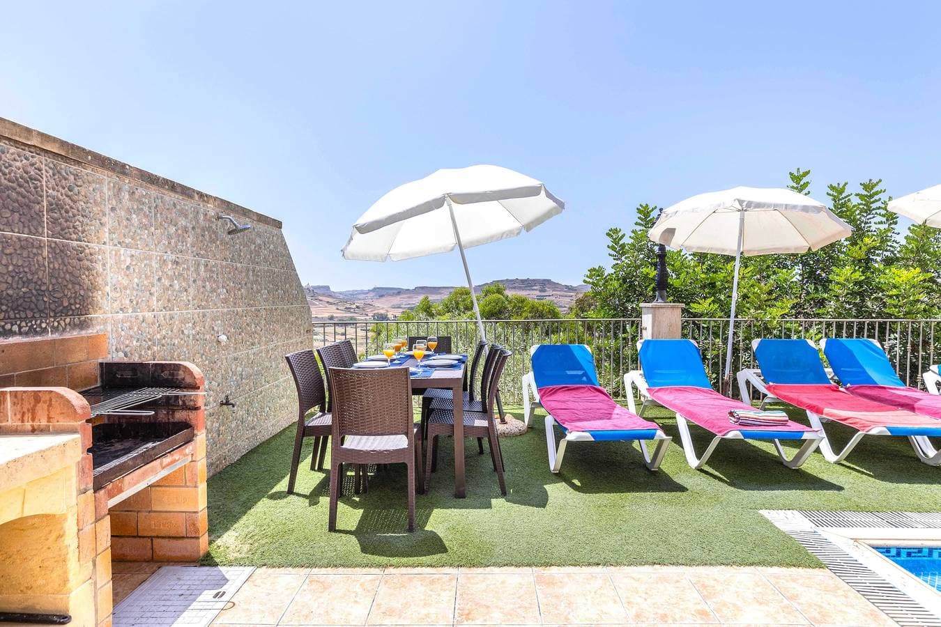 Foto 5 von 21: Villa für 8 Personen mit Meerblick