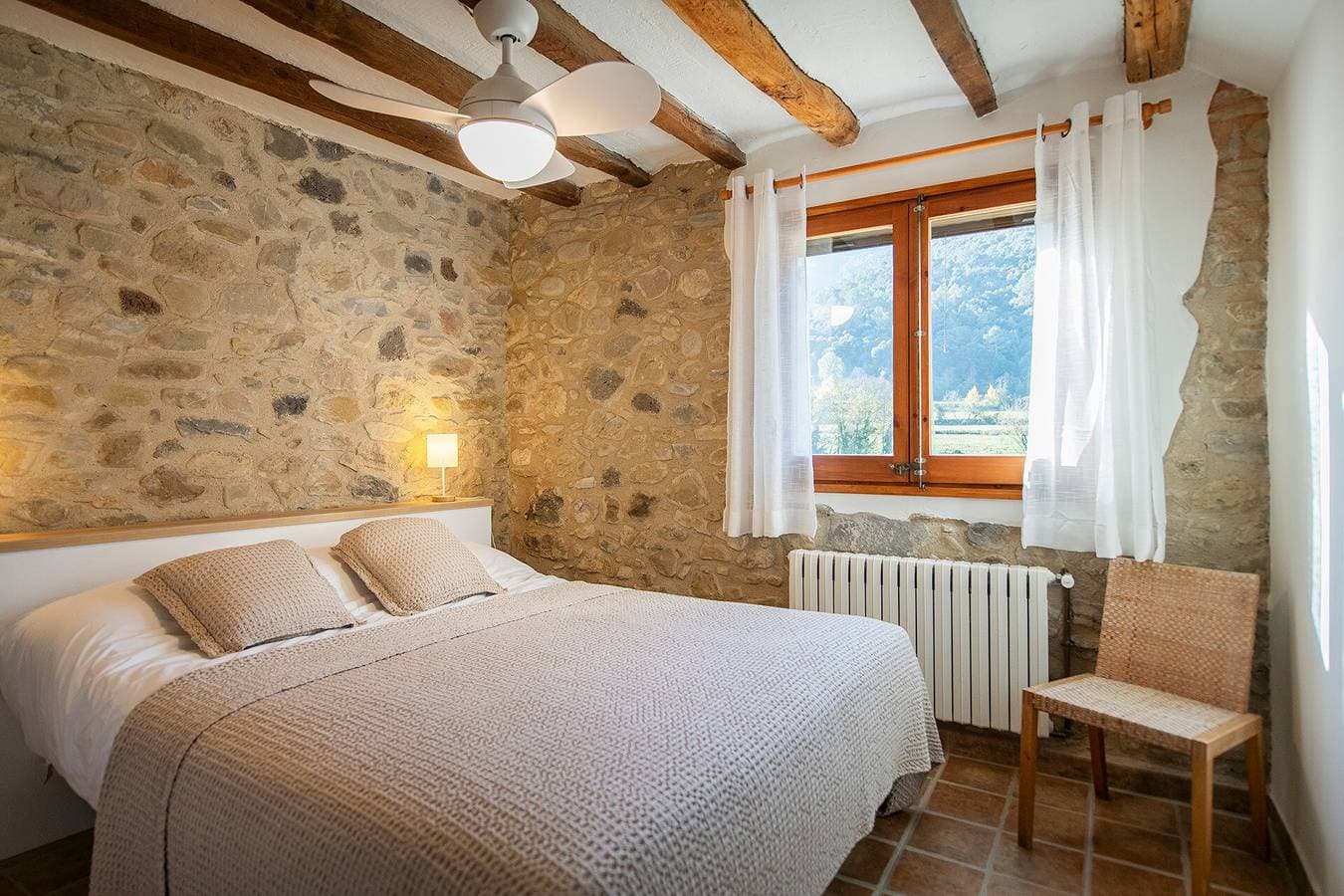 Foto 12 von 33: Ferienwohnung 'Eixida' mit Bergblick und WLAN