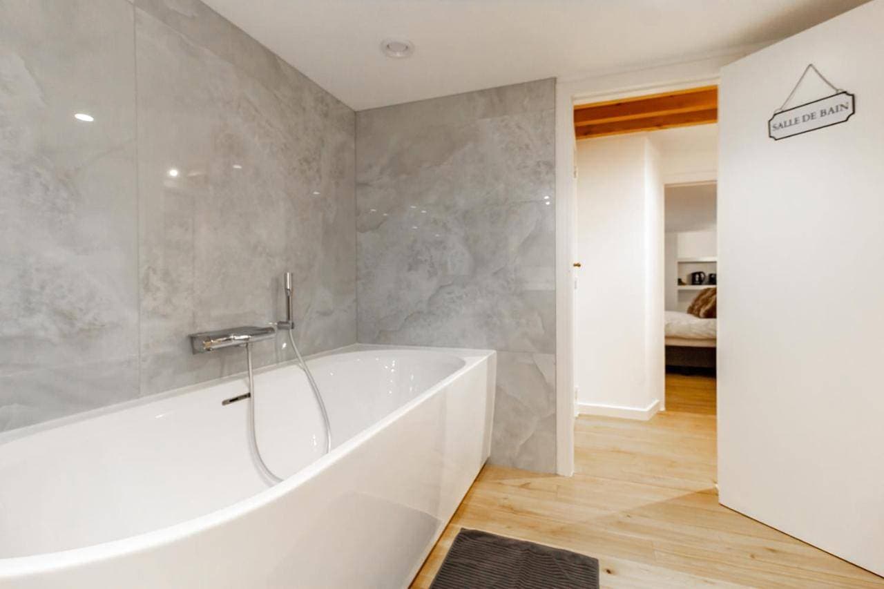 Foto 7 von 11: Double Room with Private Bathroom