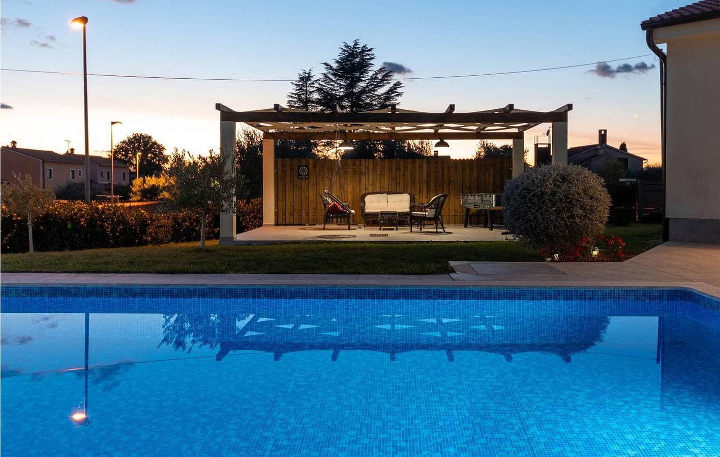 Foto 9 von 36: Charmante 2-Zimmer-Wohnung mit Pool, Terrasse und in der Nähe des Stadtzentrums