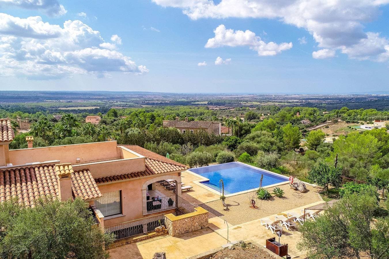 Foto 10 von 40: Villa für 8 Personen mit Pool