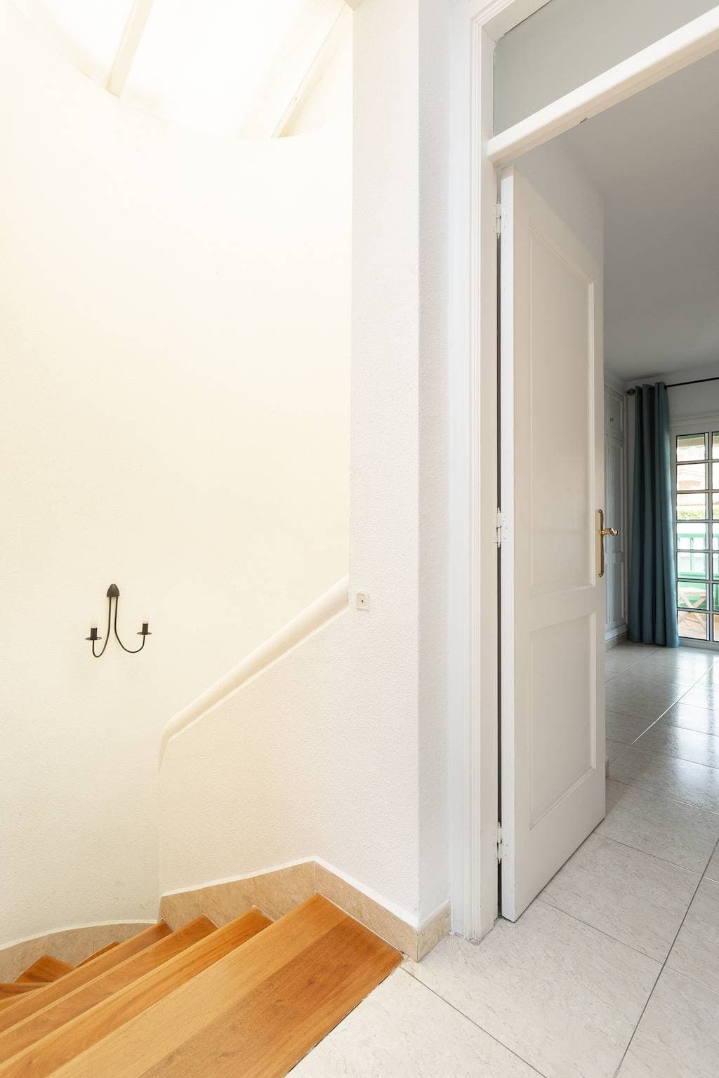 Foto 12 von 39: Ferienhaus für 4 Personen mit Balkon