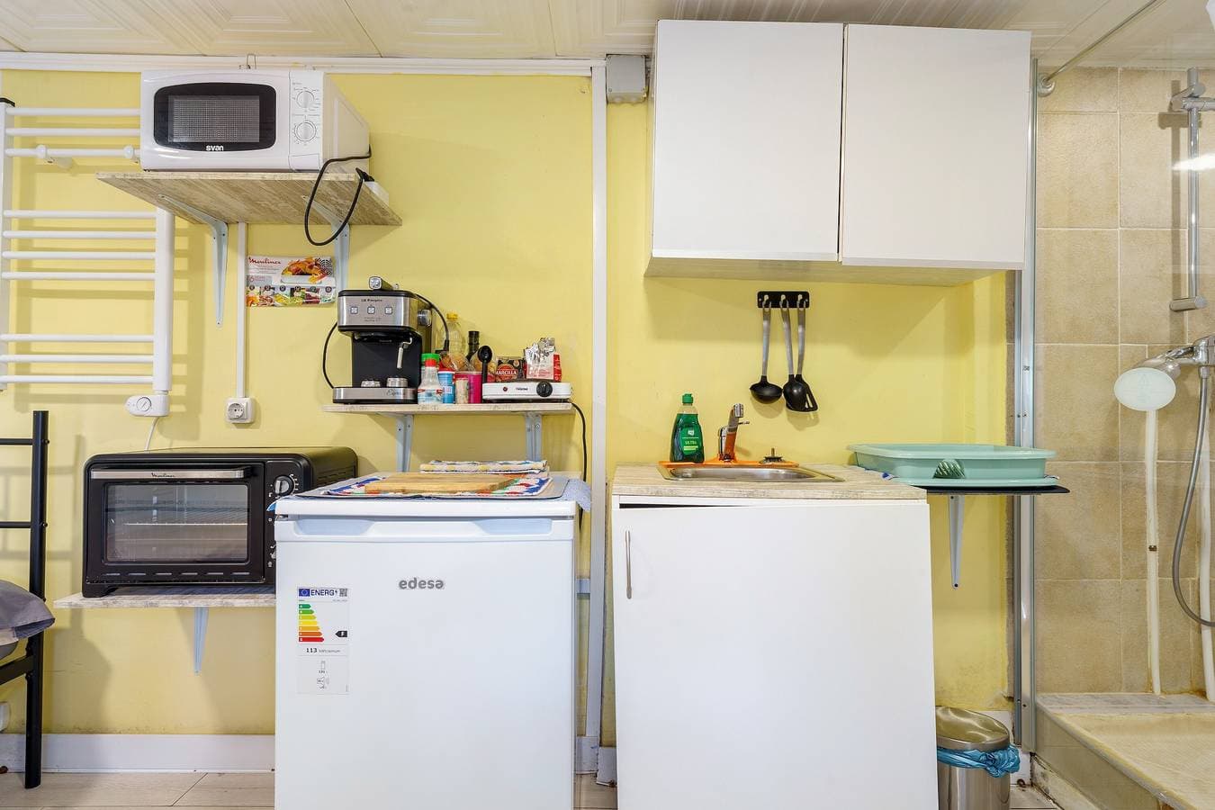 Foto 4 von 23: Studio 'Kandy 1' mit privater Terrasse, Wi-Fi und Klimaanlage