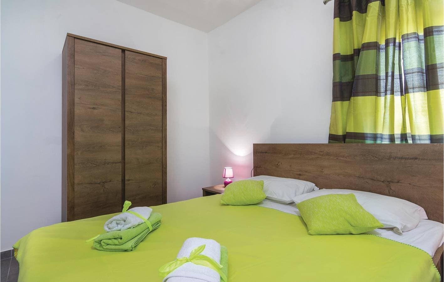 Foto 10 von 17: Charmantes Apartment mit Pool, WLAN und Terrasse – nur 700 m vom Strand entfernt!