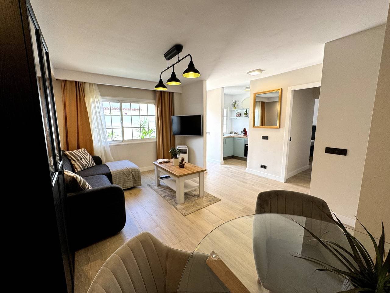 Foto 3 von 41: Ferienhaus 'Mar Y Montaña' mit Bergblick, WLAN und Klimaanlage