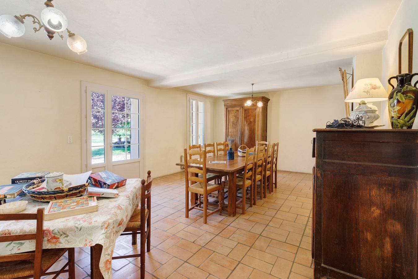 Foto 5 von 30: Großes Ferienhaus Château Haut Lamouthe mit privater Terrasse, Garten und WLAN