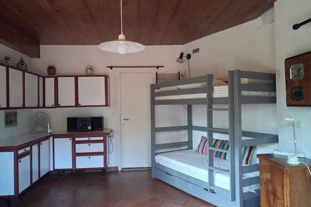 Foto 2 von 6: First floor villa 6km from the sea