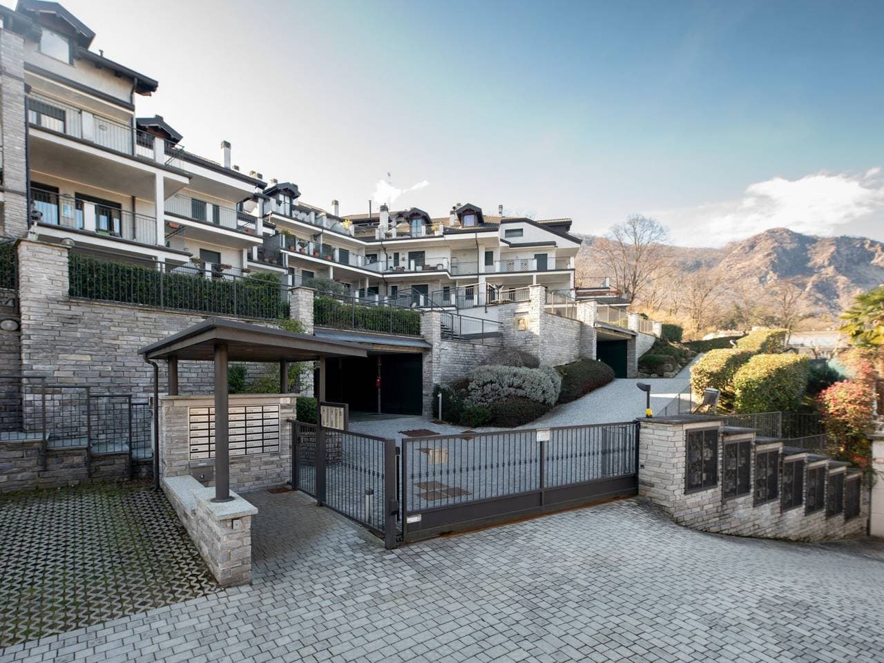 Baveno View 1