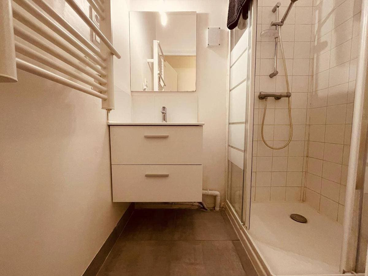 Foto 4 von 16: Two-Bedroom Apartment