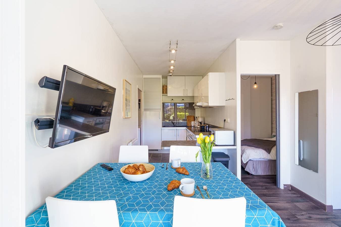Foto 5 von 12: Ferienwohnung für 4 Personen mit Terrasse