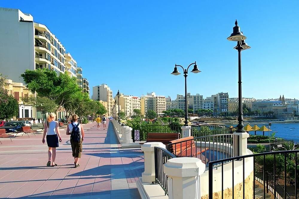 Foto 11 von 30: Stylish 1Br Studio Apt in Gzira