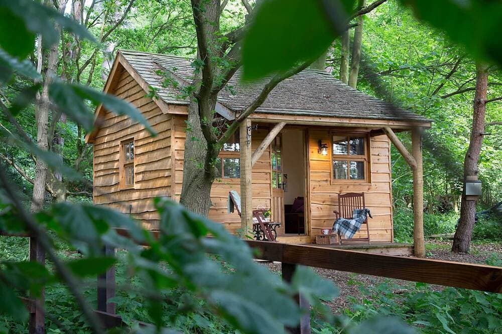 Cedar Lodge 1