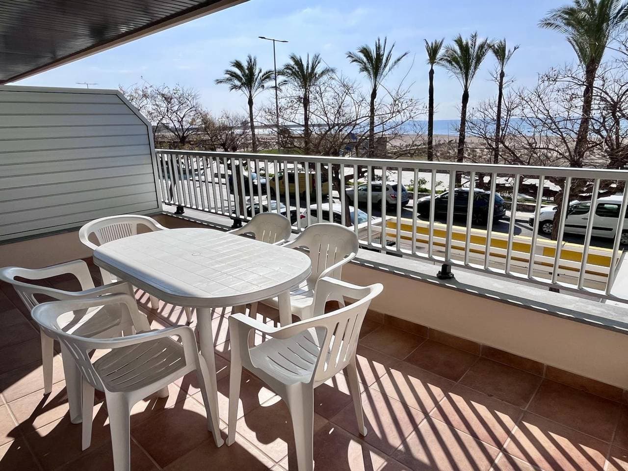 Foto 2 von 34: Großzügige Ferienwohnung direkt am Meer mit traumhaftem Ausblick
