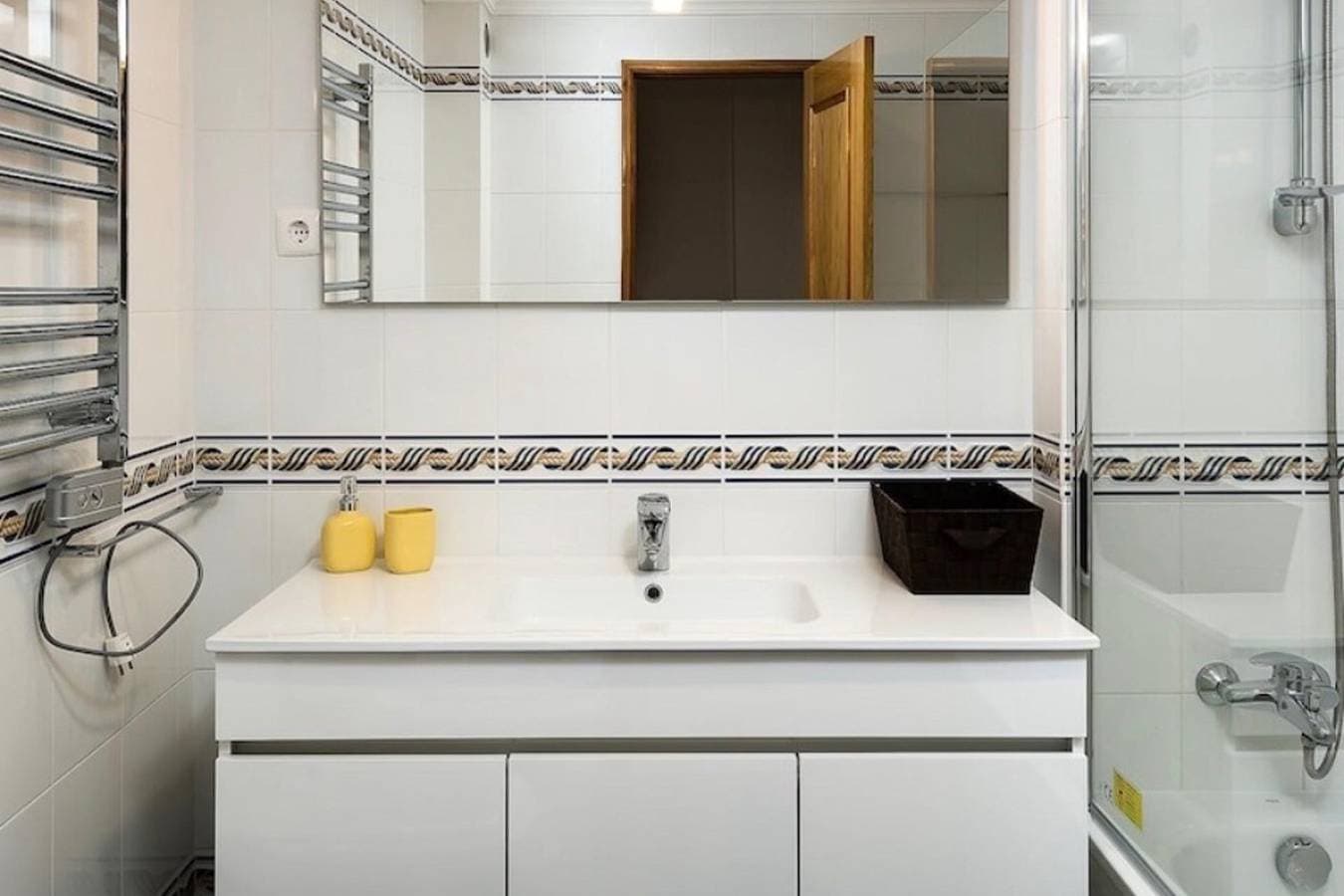 Foto 6 von 16: Ferienwohnung für 4 Personen mit Pool