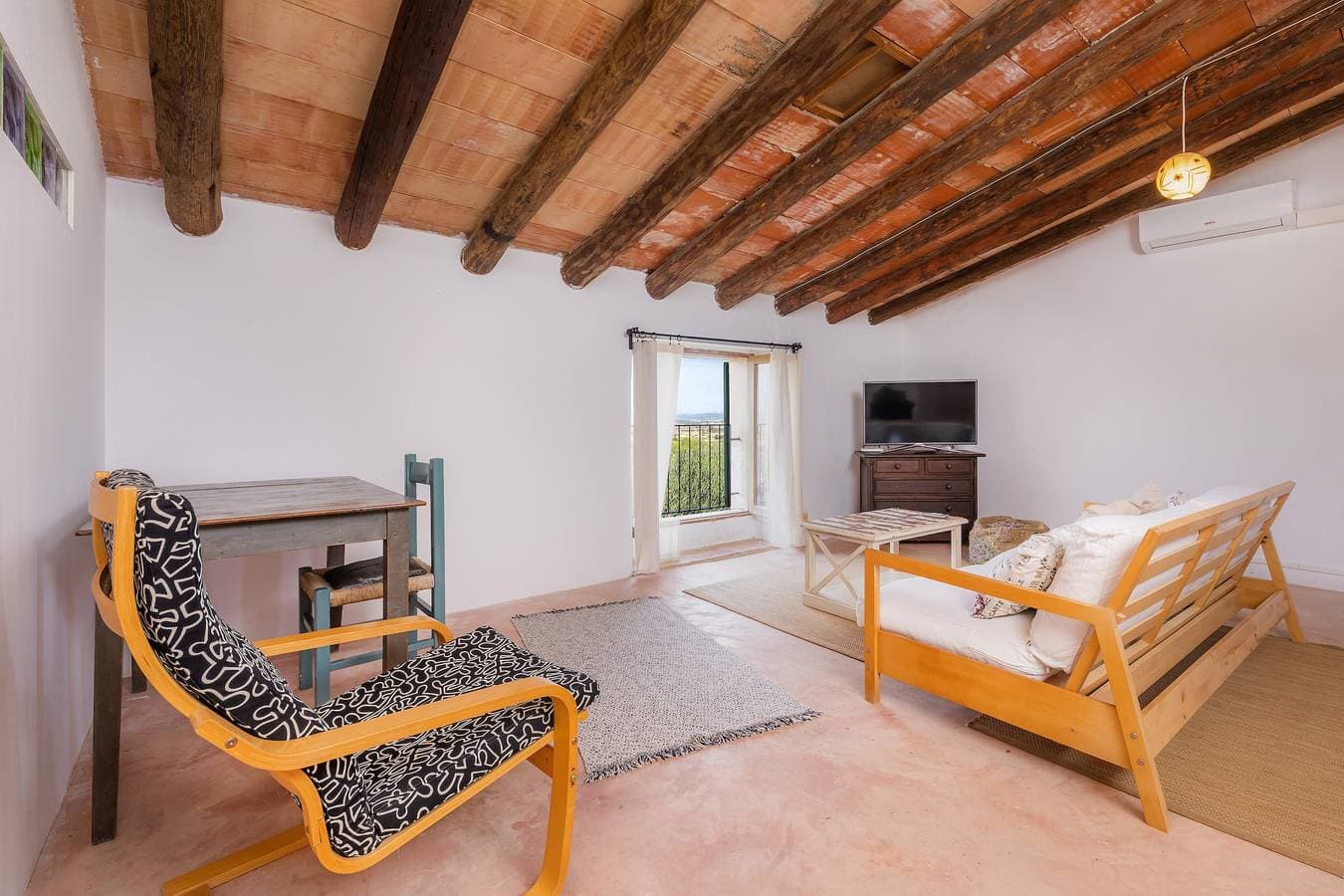 Foto 11 von 28: Wunderschönes Ferienhaus "Finca Son Banus" mit WLAN, Balkon