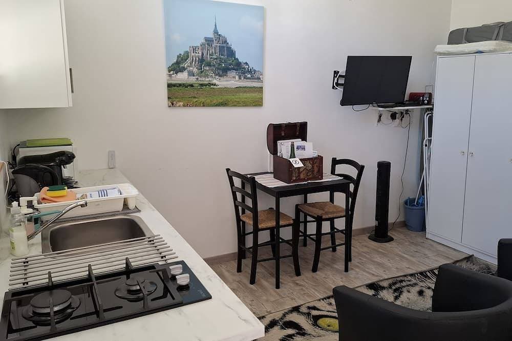 Foto 6 von 16: Charming countryside cottage with heated pool & private jacuzzi. 3 star rated
