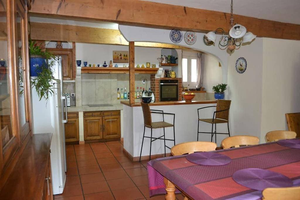 Foto 7 von 37: Three-Bedroom House