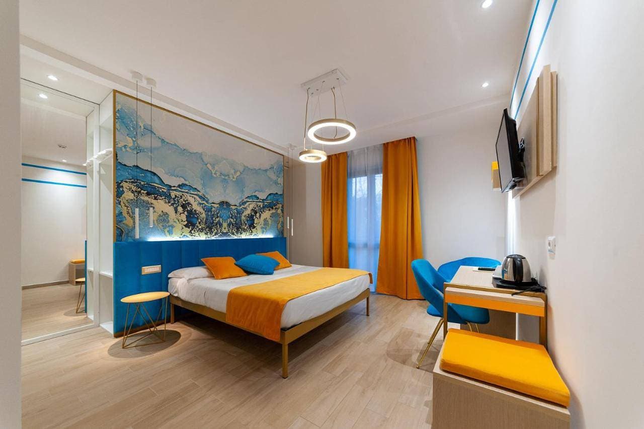 Foto 4 von 11: Double or Twin Room with Balcony and Lake View