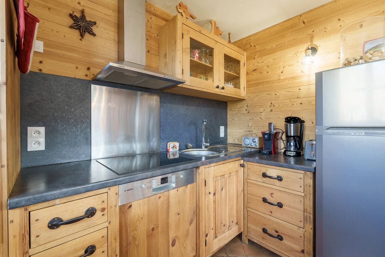 Foto 4 von 15: Chalet für 10 Personen mit Terrasse
