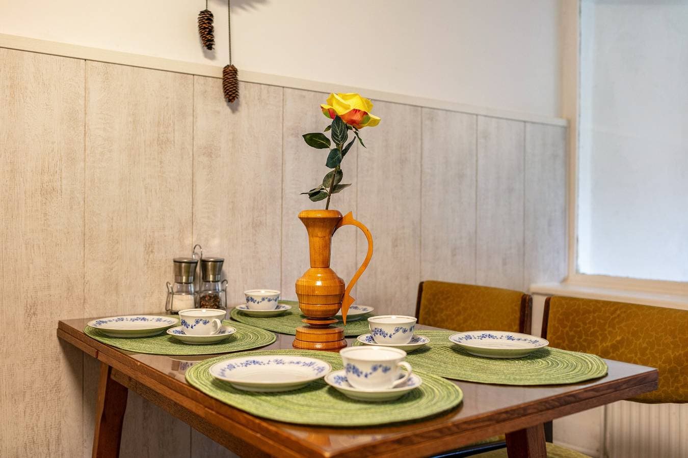 Foto 6 von 27: Ferienwohnung 'Im Blumengarten' mit WLAN, Terrasse & Garten