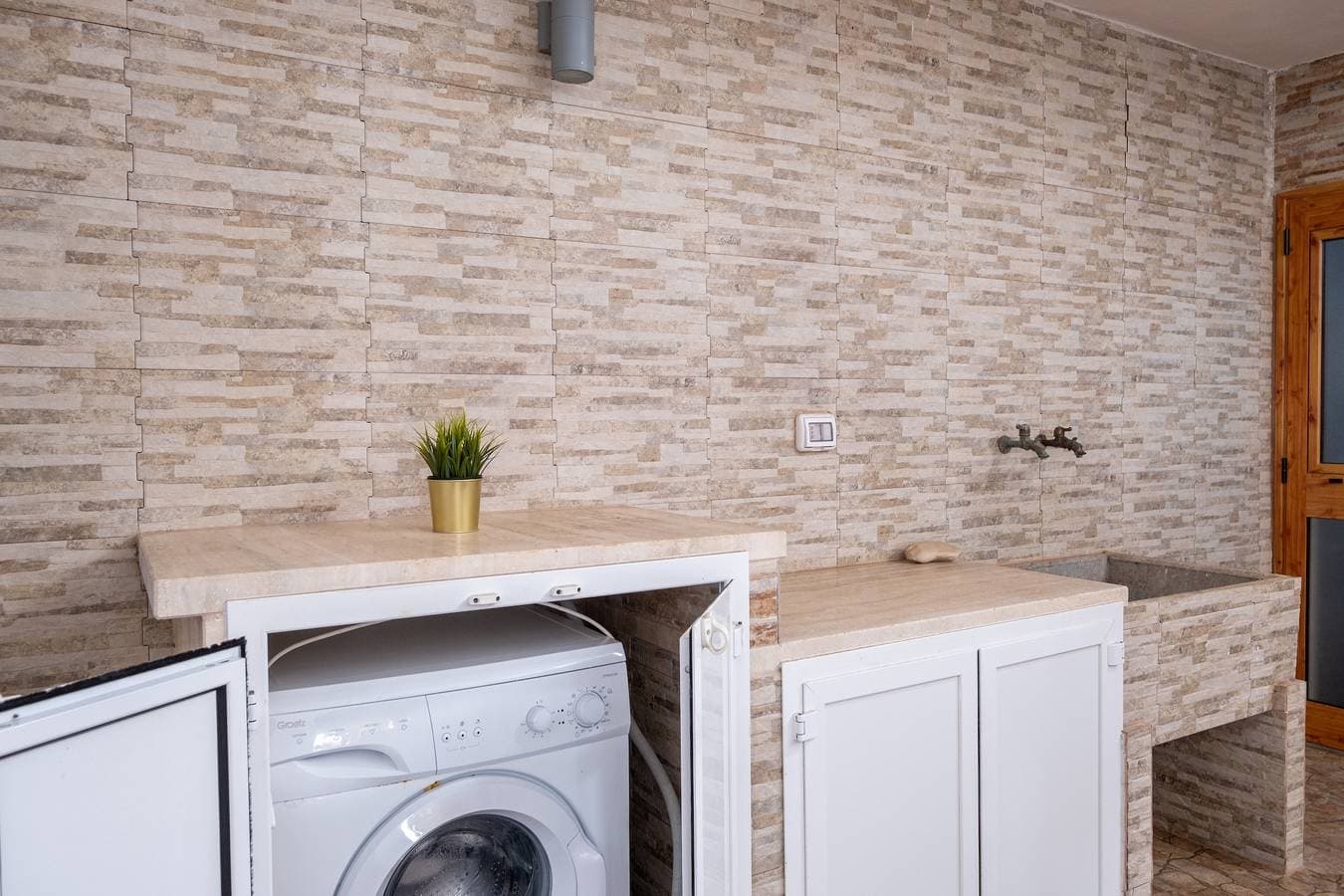 Foto 6 von 17: Ferienhaus 'Villa Gaudì - Mallorca' mit Privatterrasse, WLAN und Klimaanlage