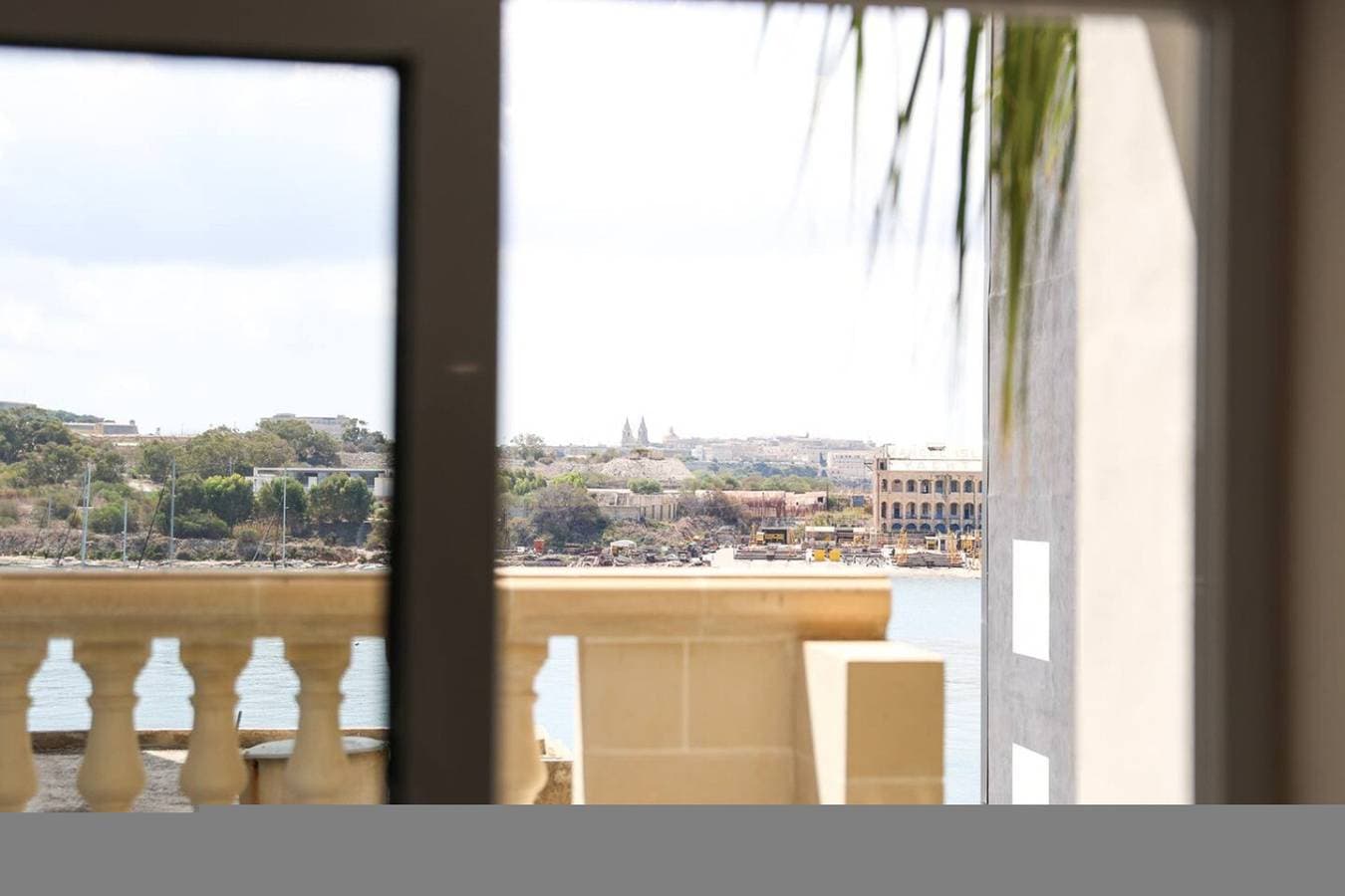 Foto 9 von 29: Ferienwohnung für 4 Personen mit Balkon