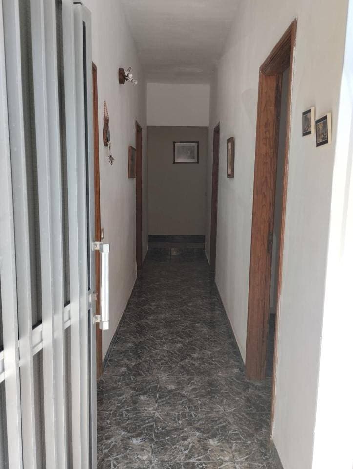 Foto 7 von 34: Three-Bedroom Townhouse