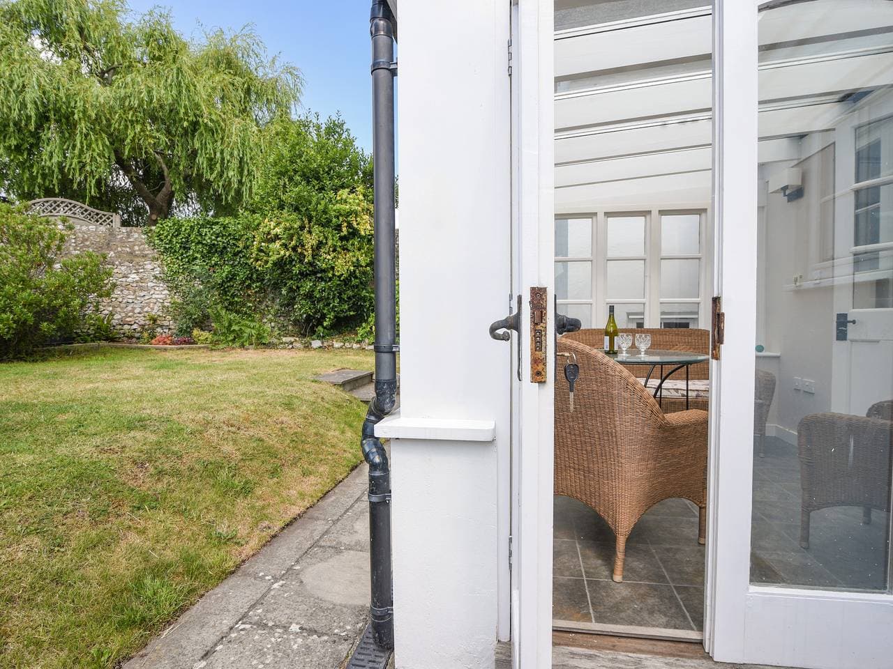 Foto 11 von 31: Thatched Cottage
