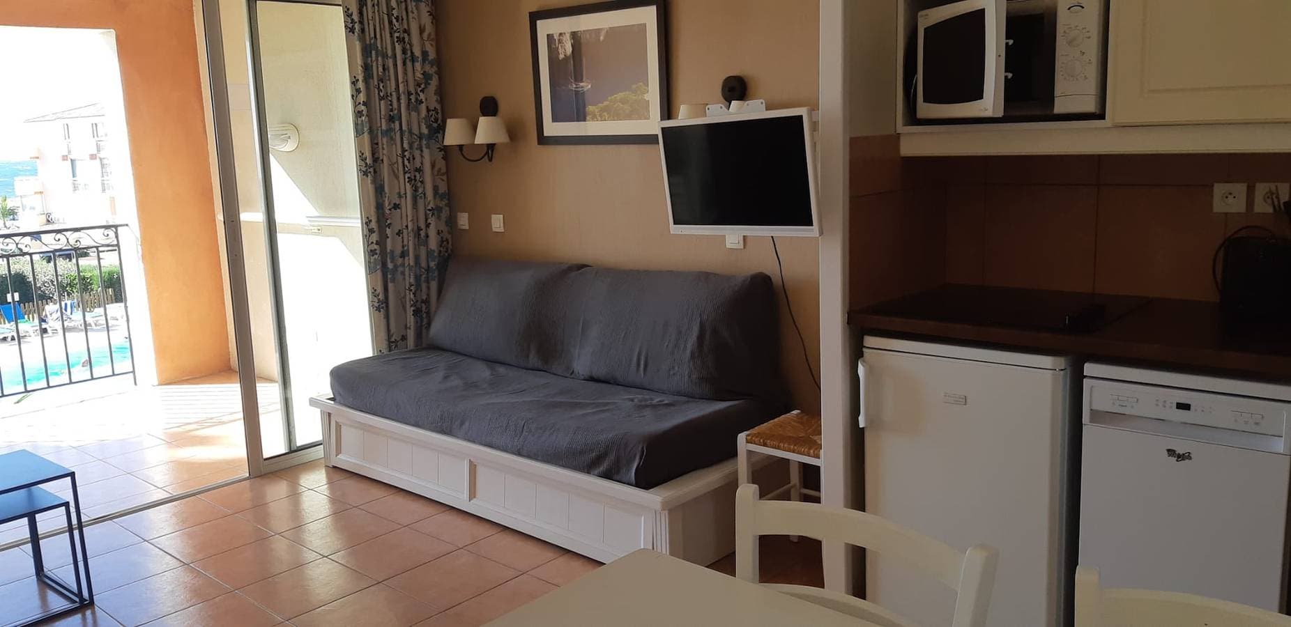 Foto 13 von 58: Apartment mit Pool in Six-Fours-les-Plages 32 m² Meerblick