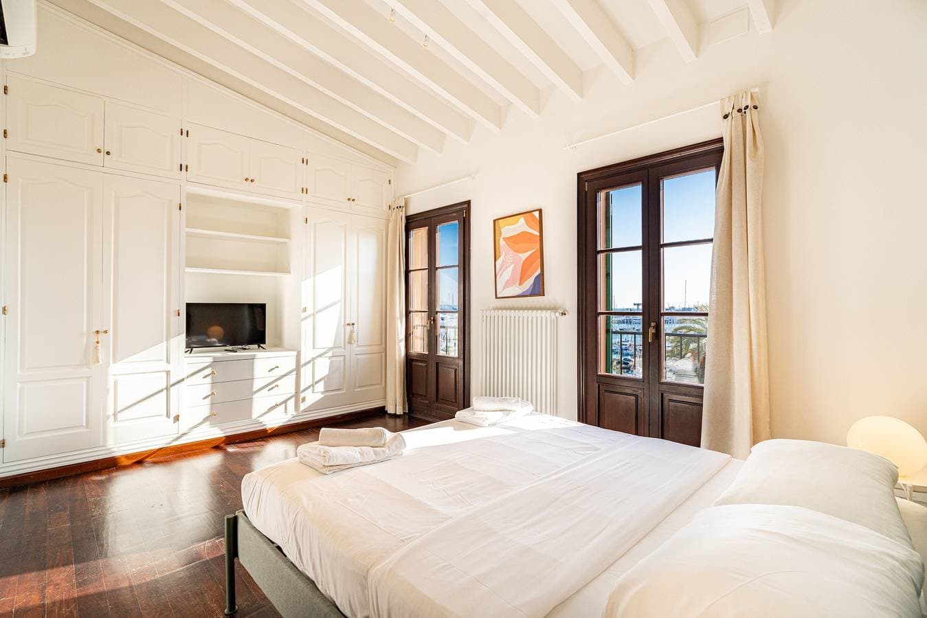 Foto 4 von 36: Casa Lea - Terrer 6 by PriorityVillas