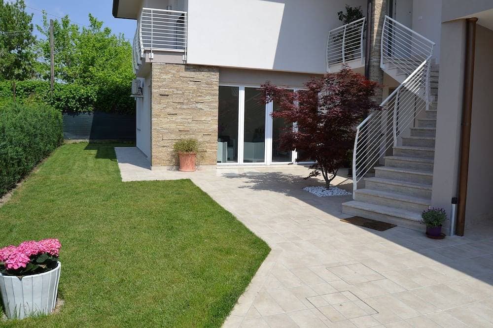Villa in Montegrotto Terme, in günstiger Nähe zu Padua, Venedig und Verona 1
