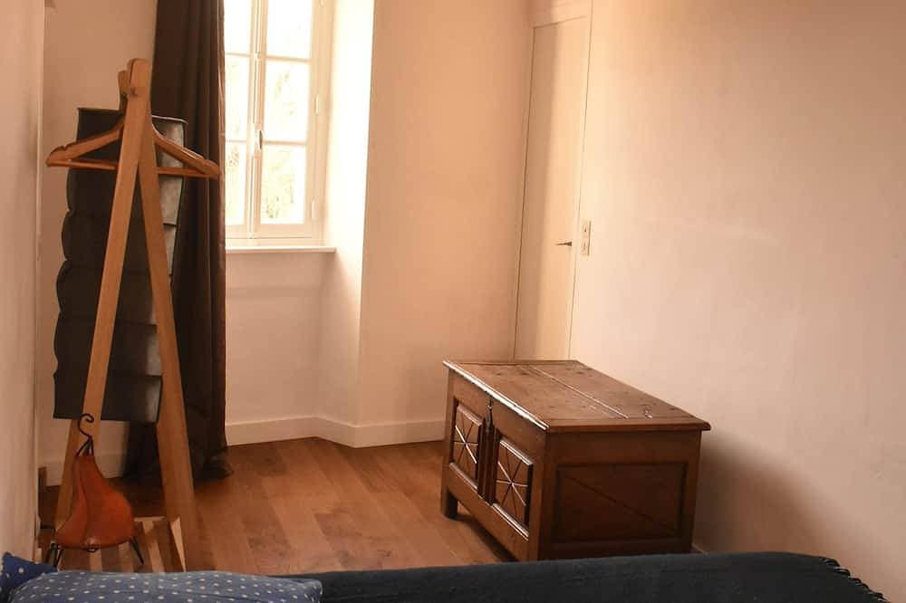 Foto 5 von 30: Maison de Campagne Avec Grand Jardin - Beaucoup de Cachet