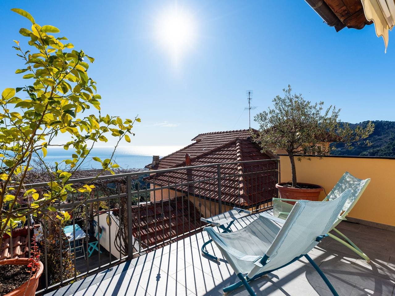 Foto 2 von 52: Terrazza con glicine