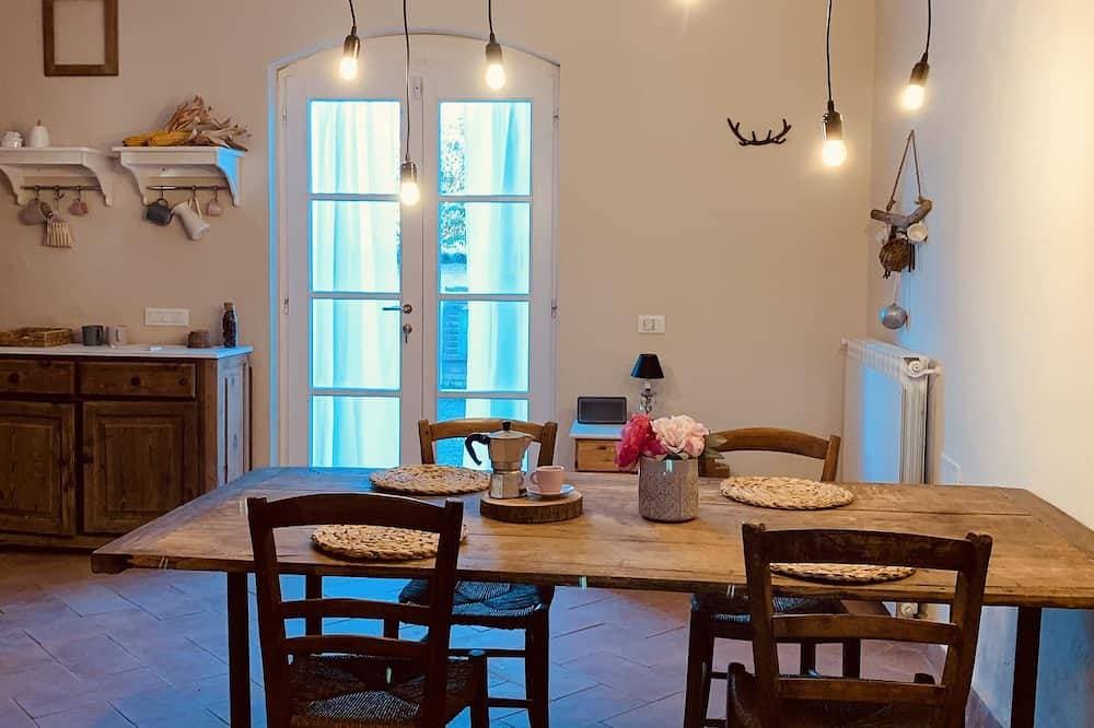 Foto 12 von 24: The House in the Fields_Country House
