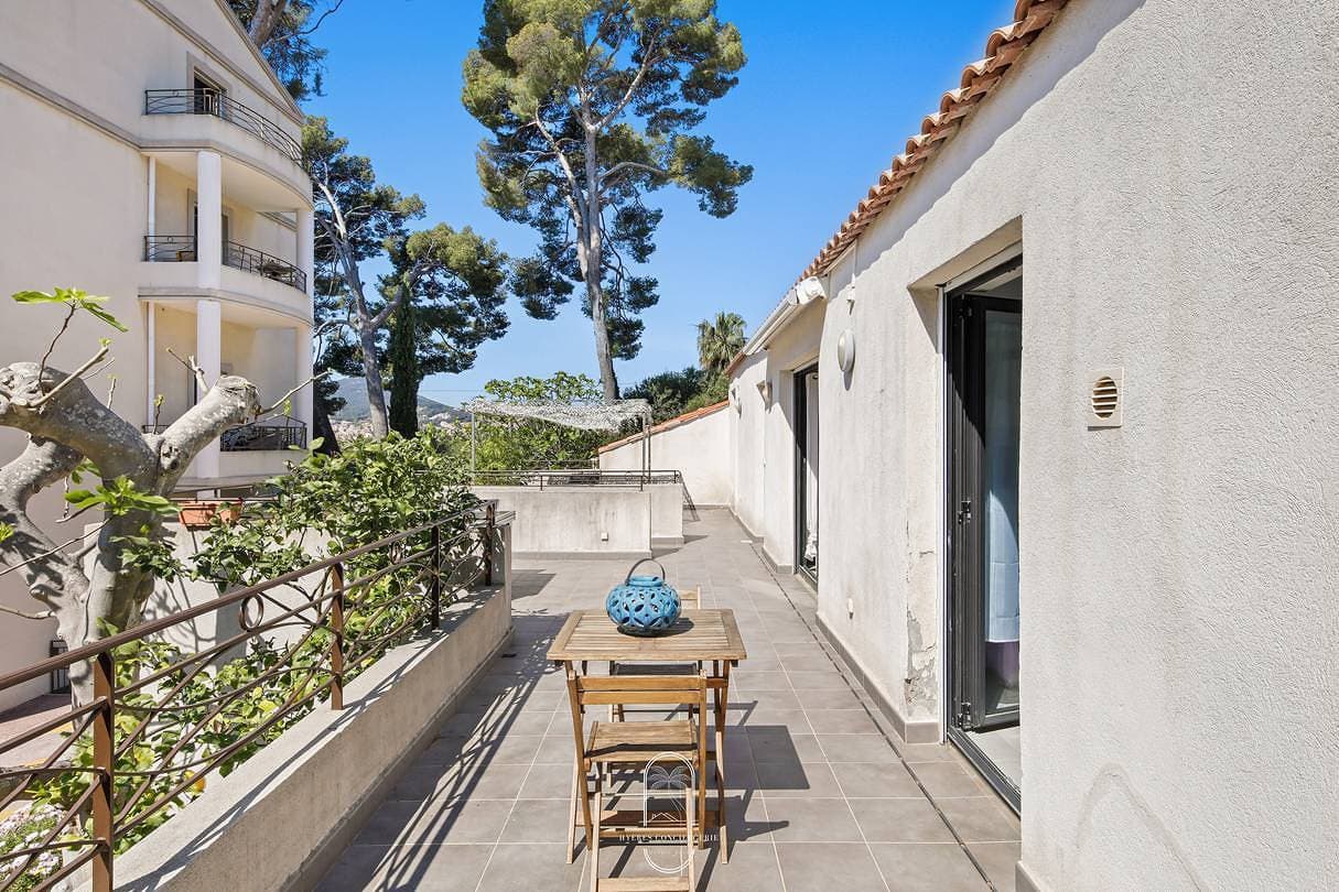 Foto 12 von 17: Ferienwohnung für 6 Personen mit Terrasse