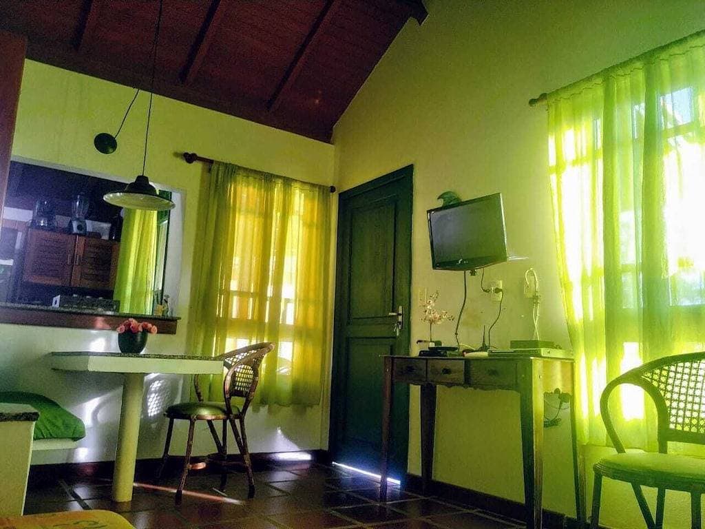 Foto 8 von 24: Cozy Chalet in a Family-Friendly Condominium with Pool on the Beach