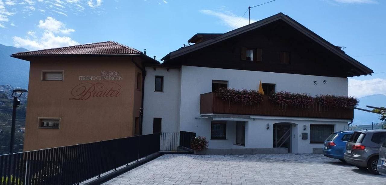 Foto 5 von 13: Studio with Balcony