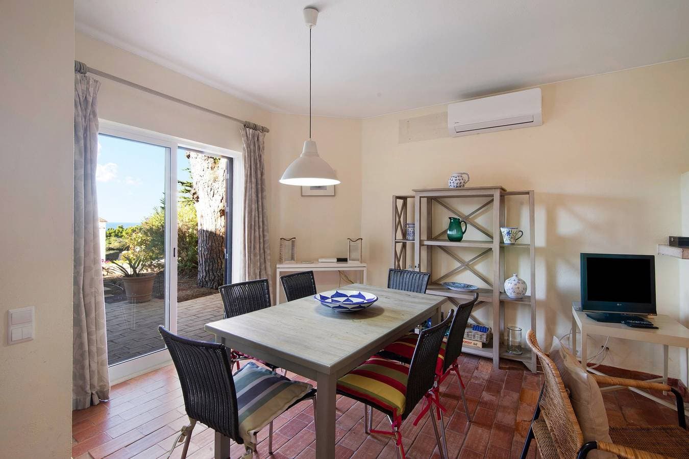 Foto 7 von 25: Villa „Allan“ mit Meerblick, WLAN und Klimaanlage