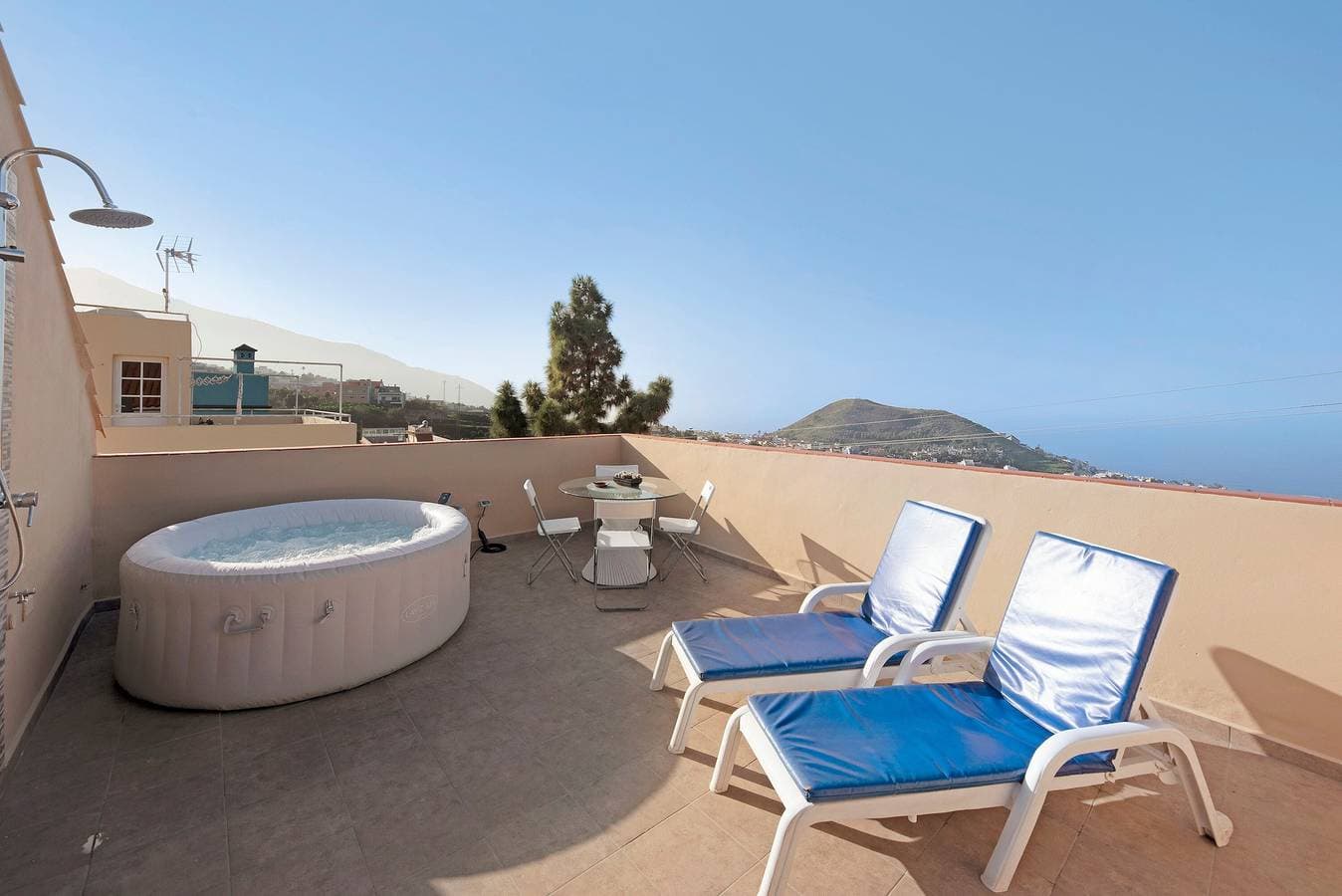 Foto 4 von 27: Haustierfreundliches Ferienhaus "Casa Luz" mit Meerblick, Whirlpool und WLAN
