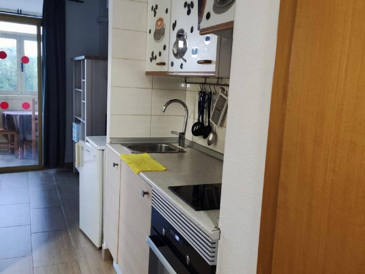 Foto 3 von 12: Ferienwohnung für 4 Personen mit Terrasse