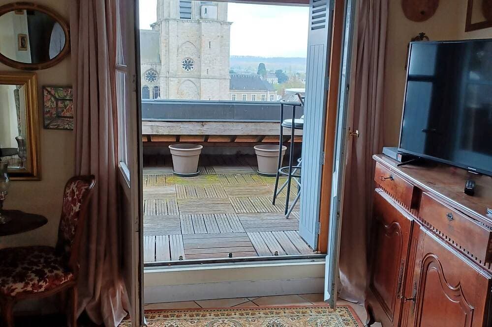 Foto 8 von 30: Atypical, terrace, breathtaking view, city center