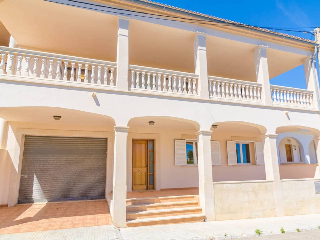 Foto 7 von 44: Villa für 8 Personen mit Terrasse