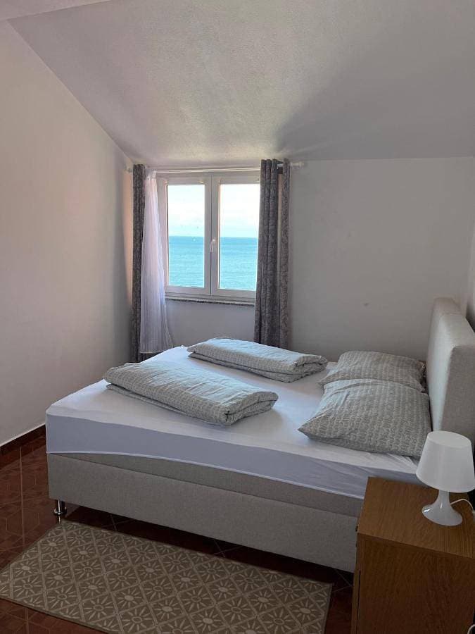 Foto 2 von 10: Double Room with Sea View