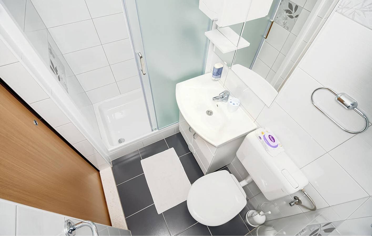 Foto 10 von 15: Gemütliche 73 m² große Wohnung mit Meerblick, Terrasse und Parkplatz, 200 m vom Strand entfernt