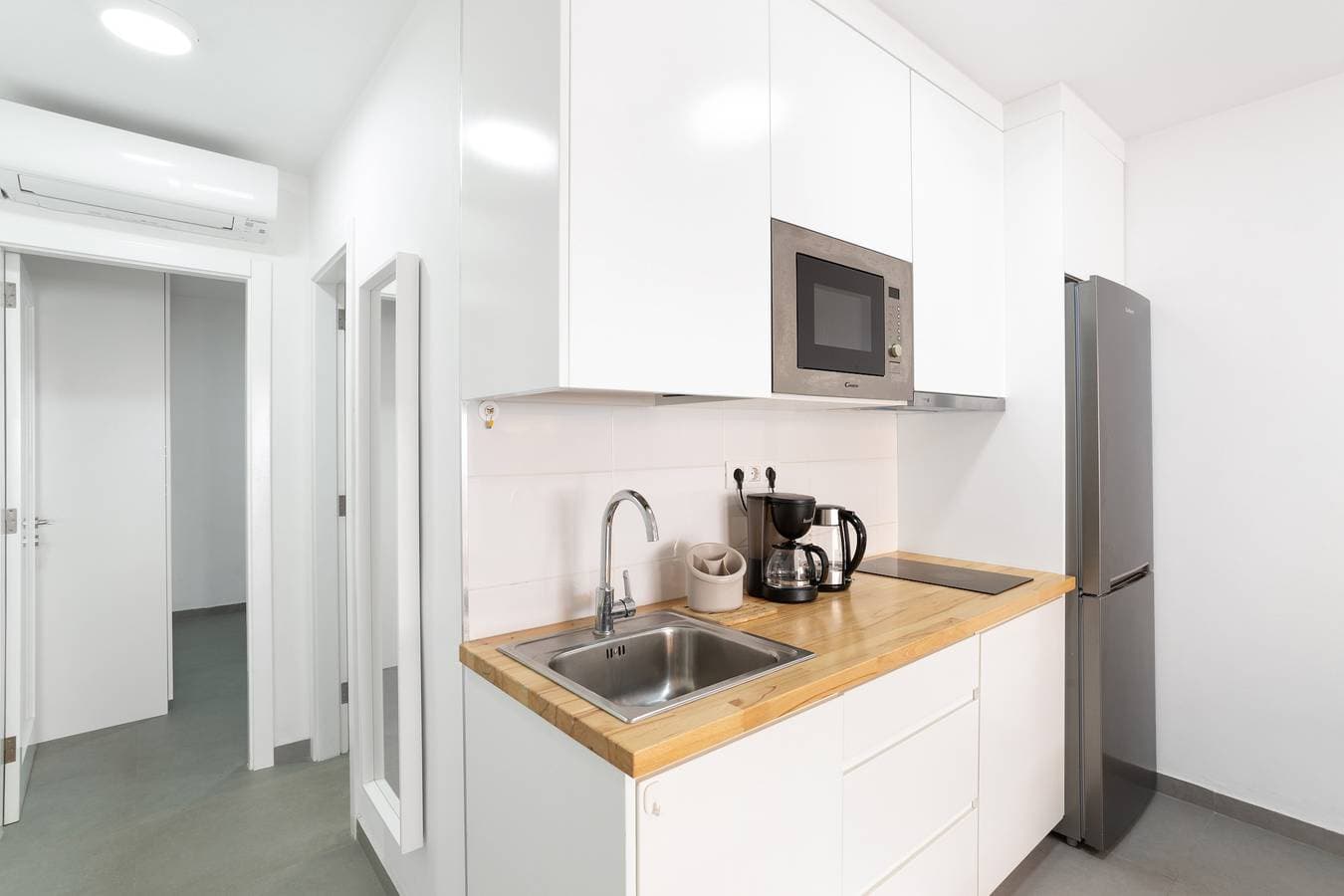 Foto 9 von 28: Ferienwohnung 'Casa Isabel Eccezionale Vista Mare' mit Meerblick, Wi-Fi und Klimaanlage