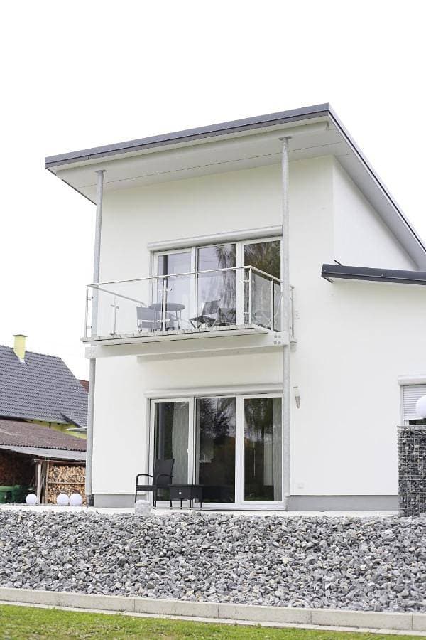 Foto 5 von 30: Two-Bedroom Apartment