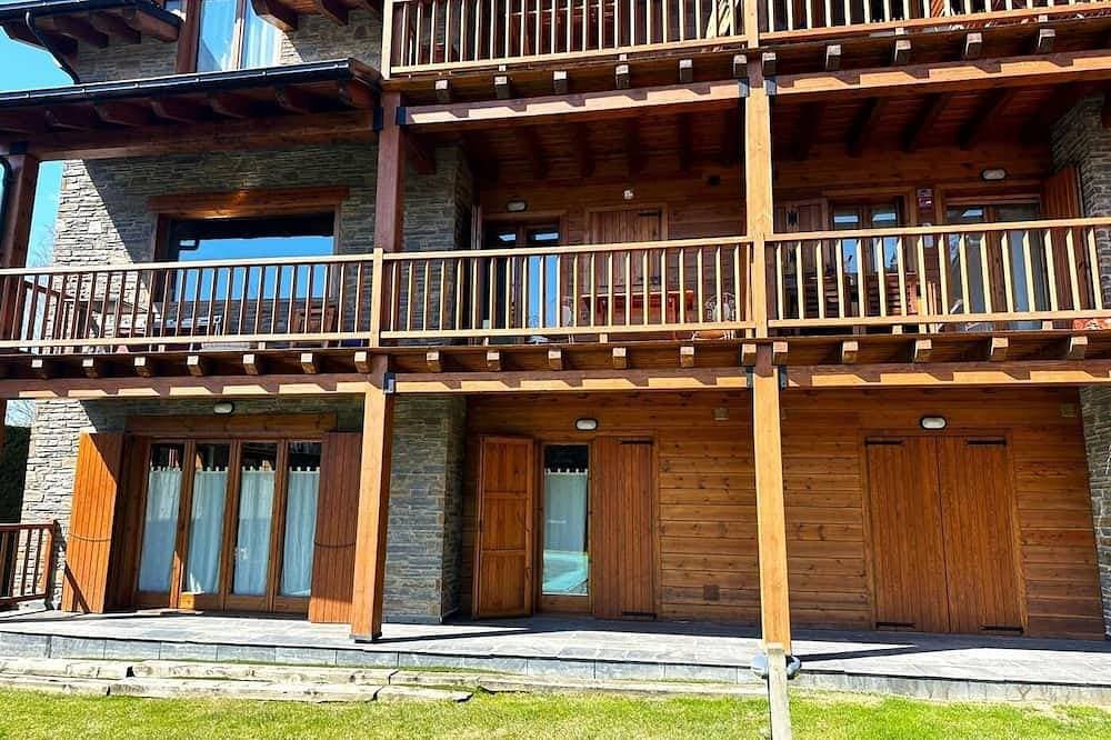 Penthouse 3 rooms Fireplace, Pool, Terrace & Wi-Fi 1