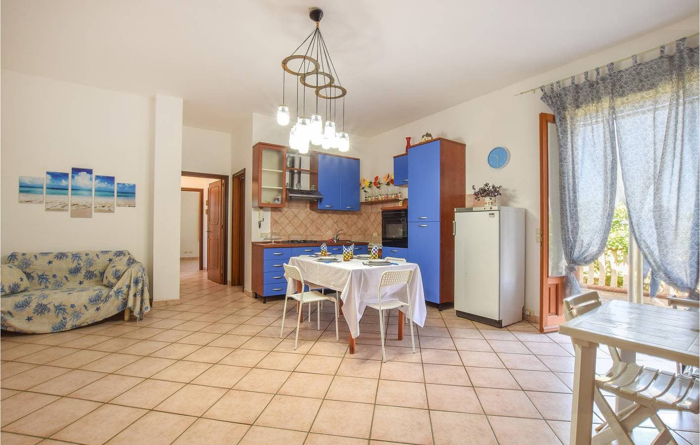 Foto 4 von 15: 110m² Wohnung in der Nähe von Sampieri Strand mit Parkplatz & AC