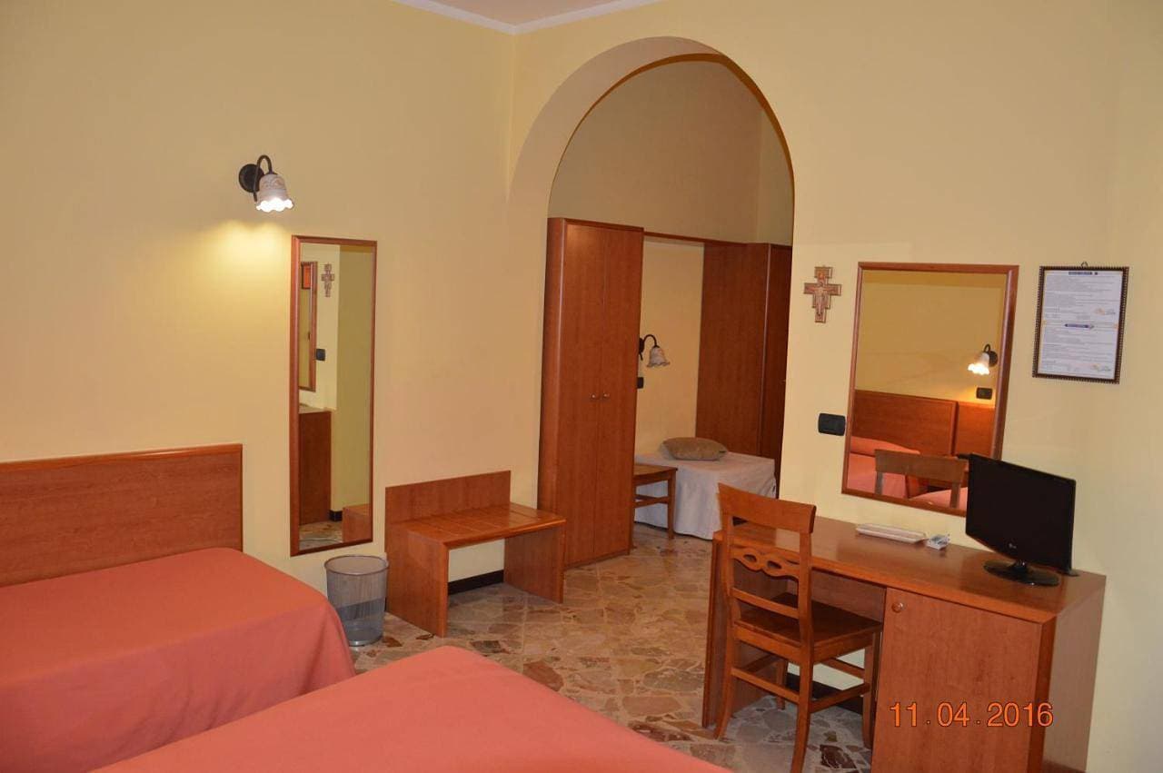 Foto 10 von 10: Double or Twin Room with Sea View