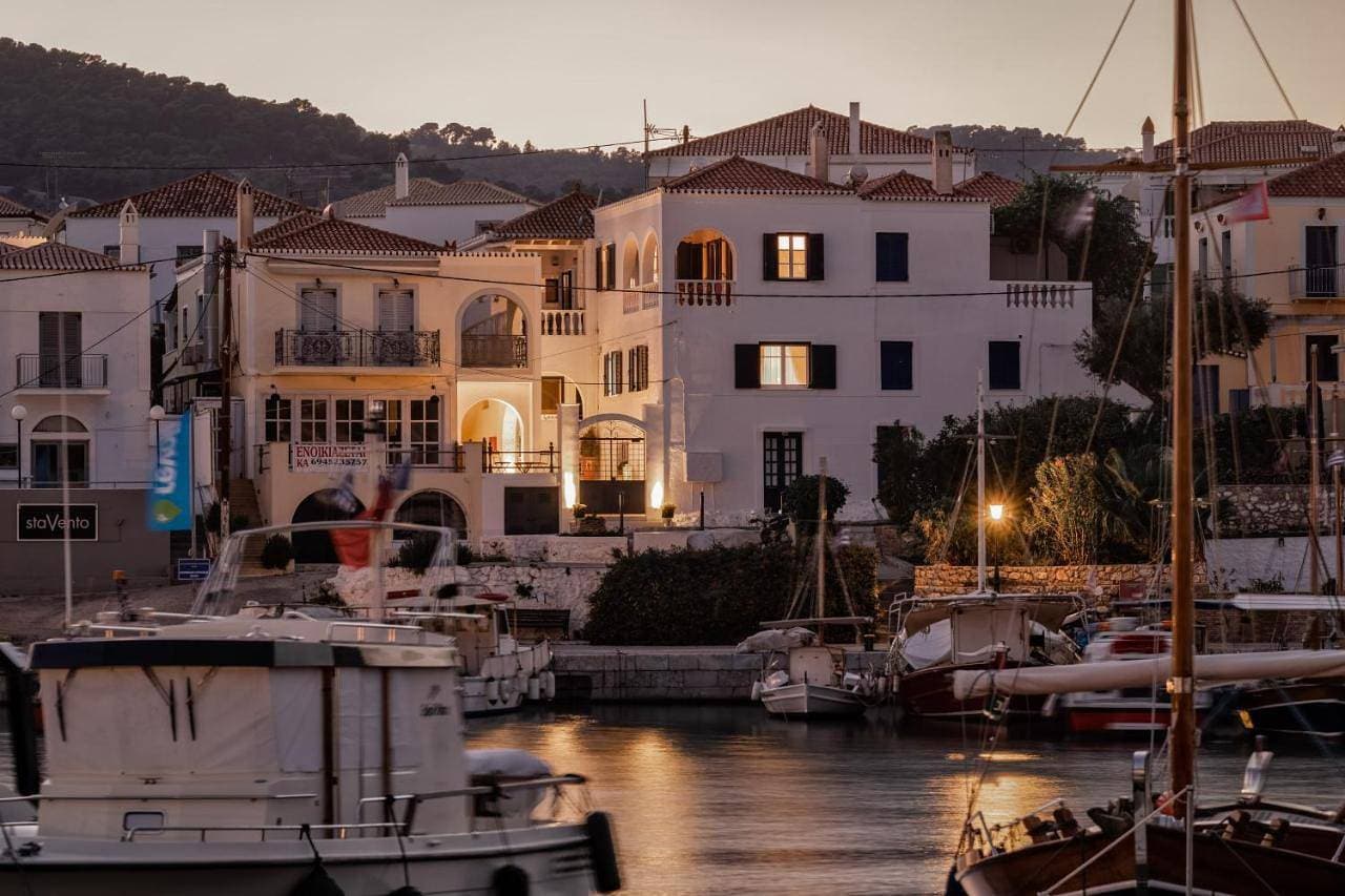 Porto Vecchio Luxury Suites 1